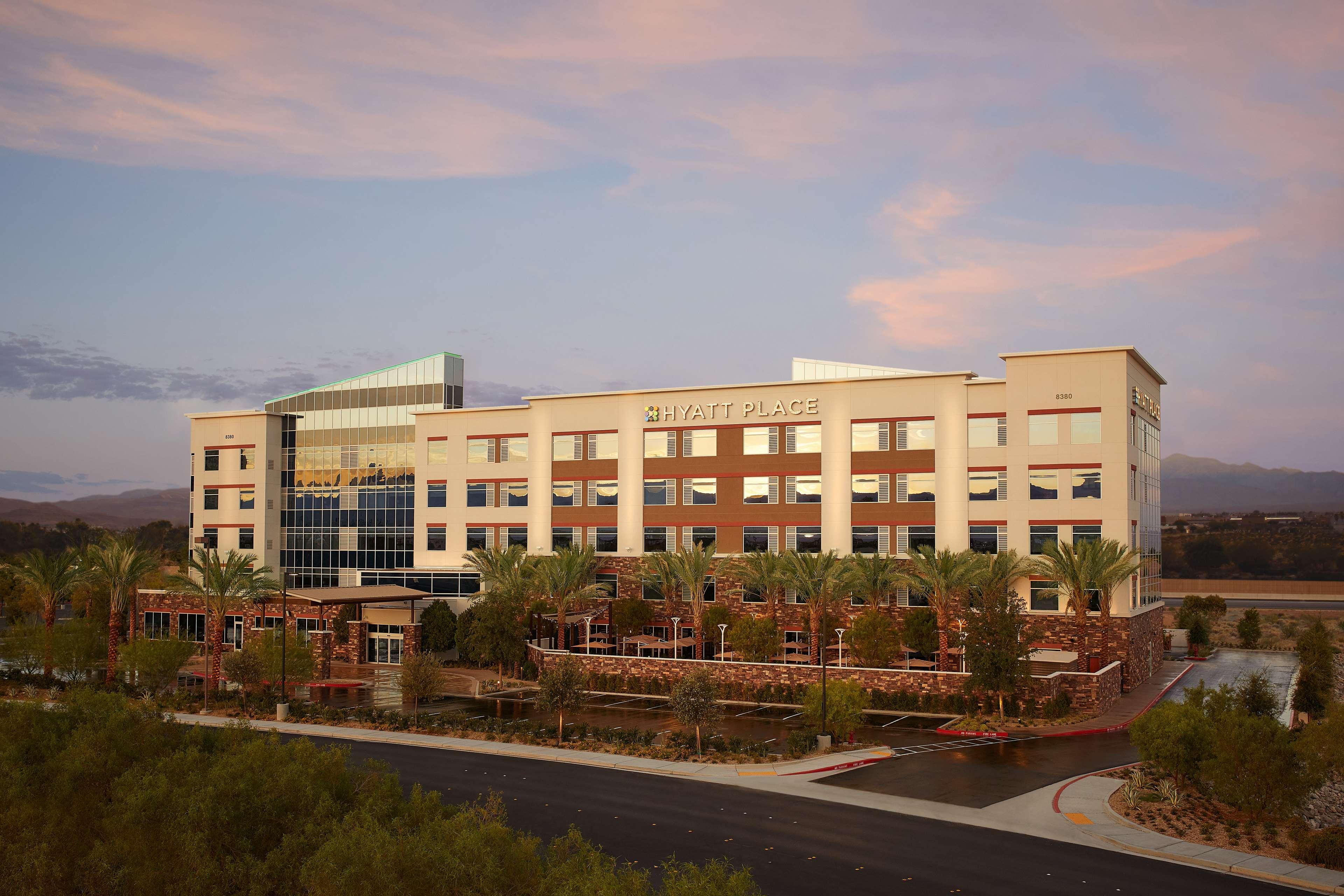 Hyatt Place Las Vegas At Silverton Village Экстерьер фото