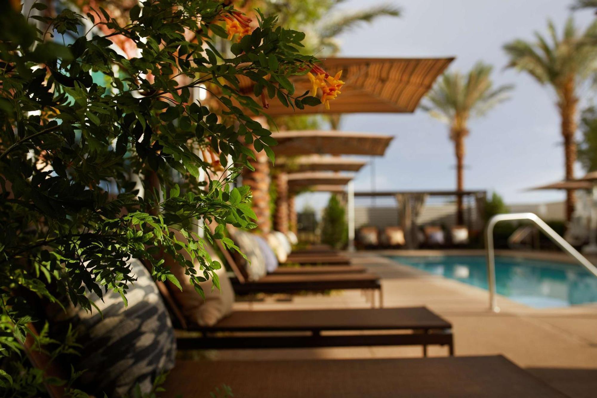 Hyatt Place Las Vegas At Silverton Village Экстерьер фото
